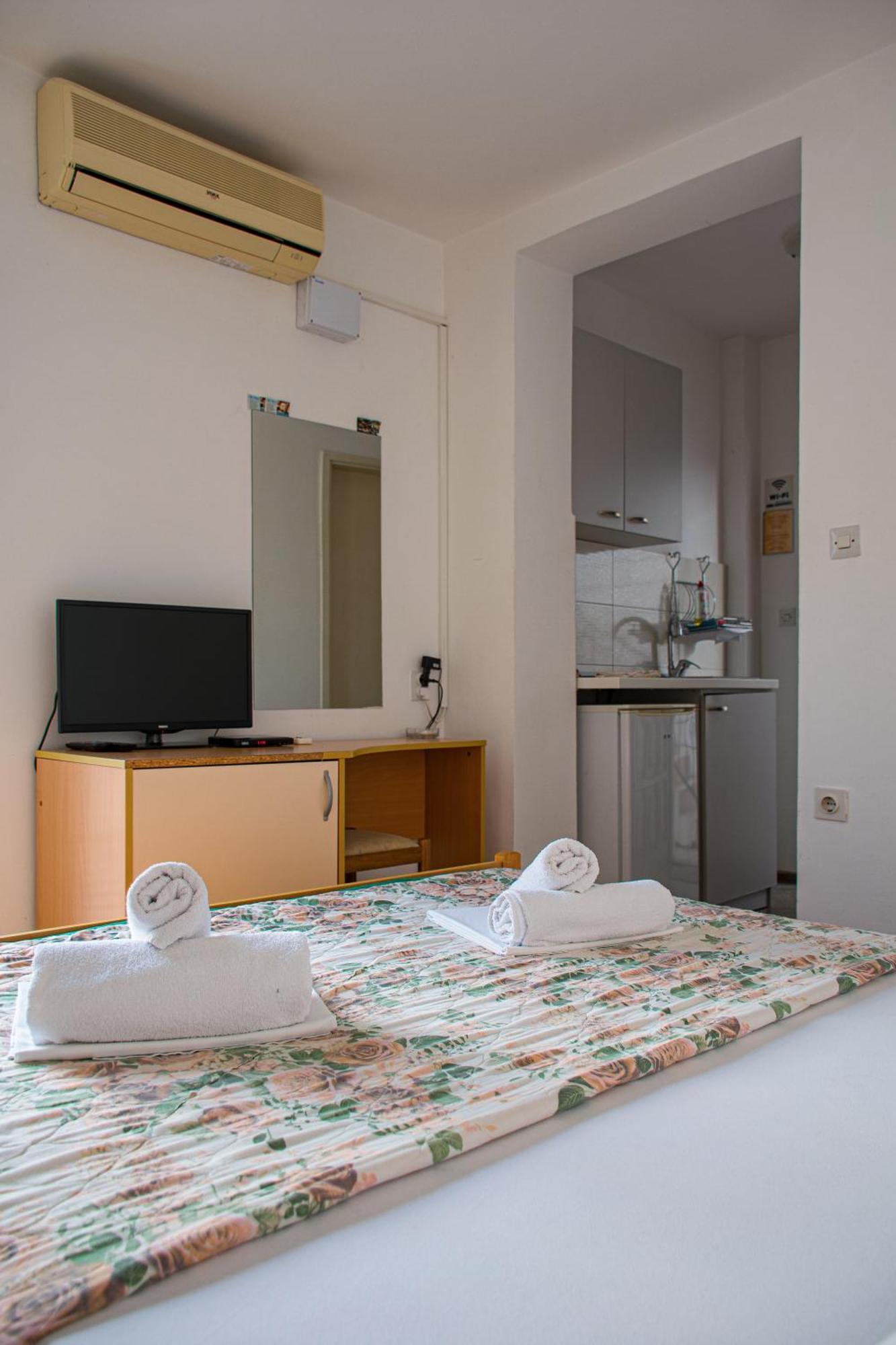 Villa Vojnic Budva Extérieur photo