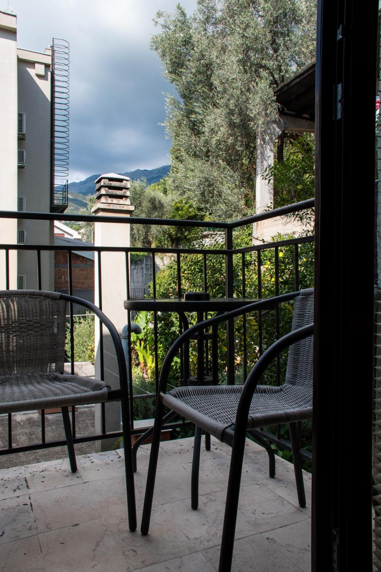 Villa Vojnic Budva Extérieur photo