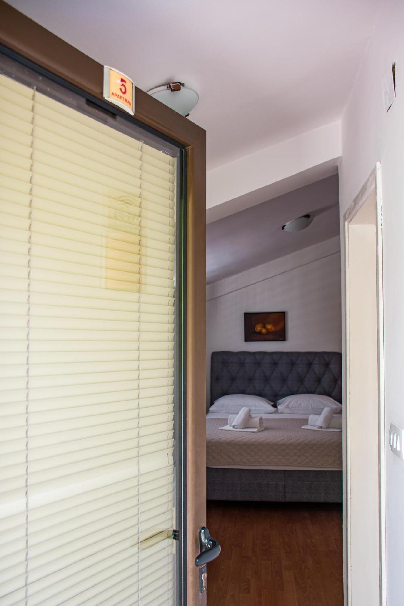 Villa Vojnic Budva Extérieur photo