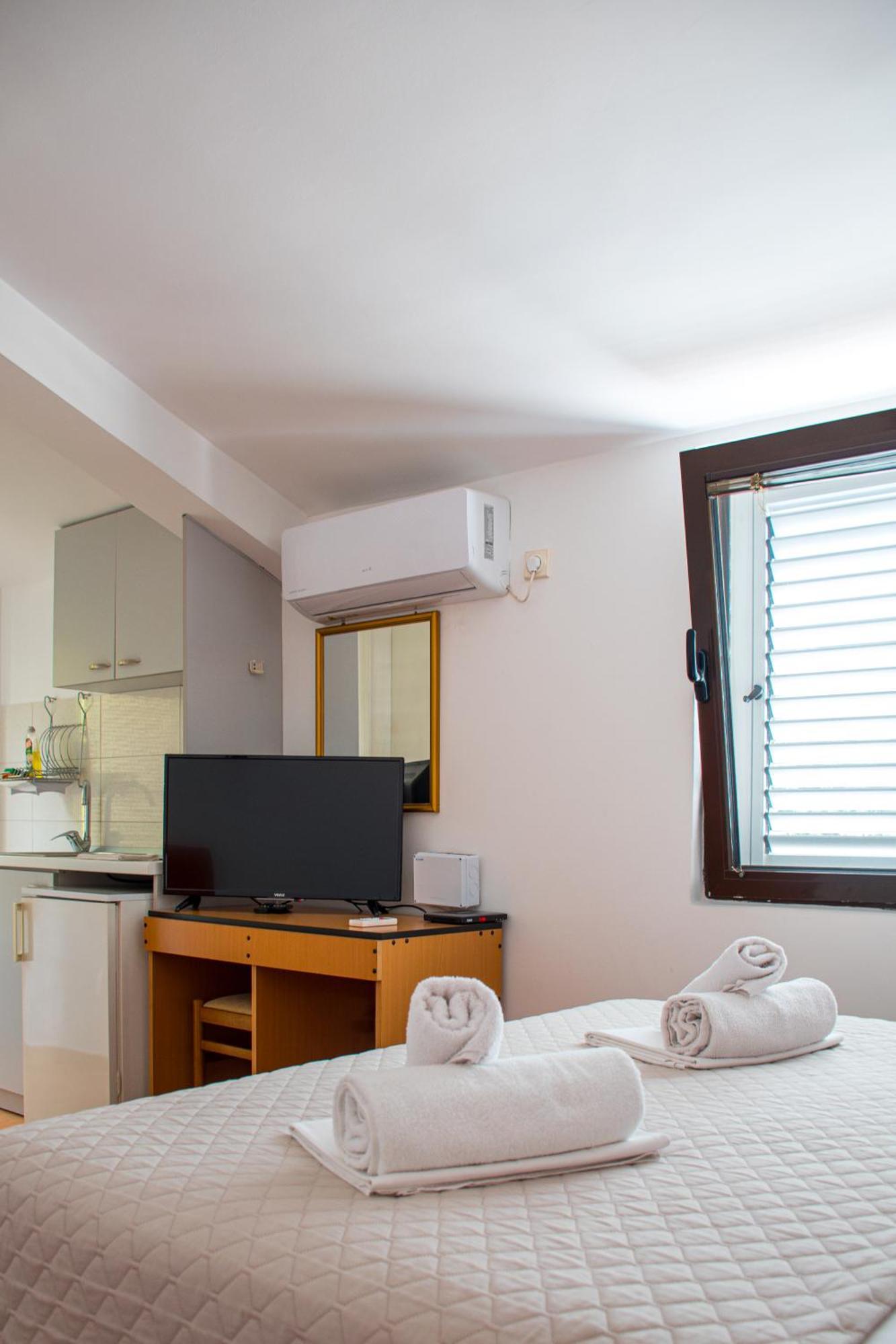 Villa Vojnic Budva Extérieur photo