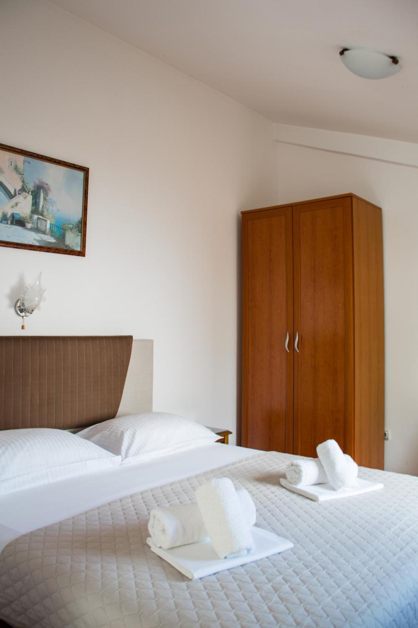 Villa Vojnic Budva Extérieur photo