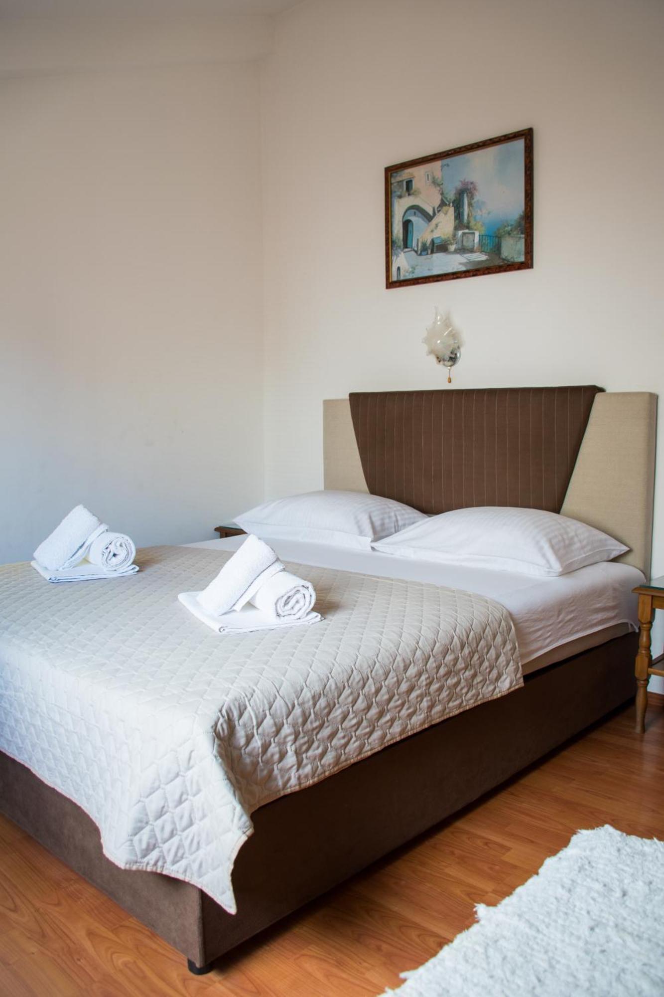 Villa Vojnic Budva Extérieur photo