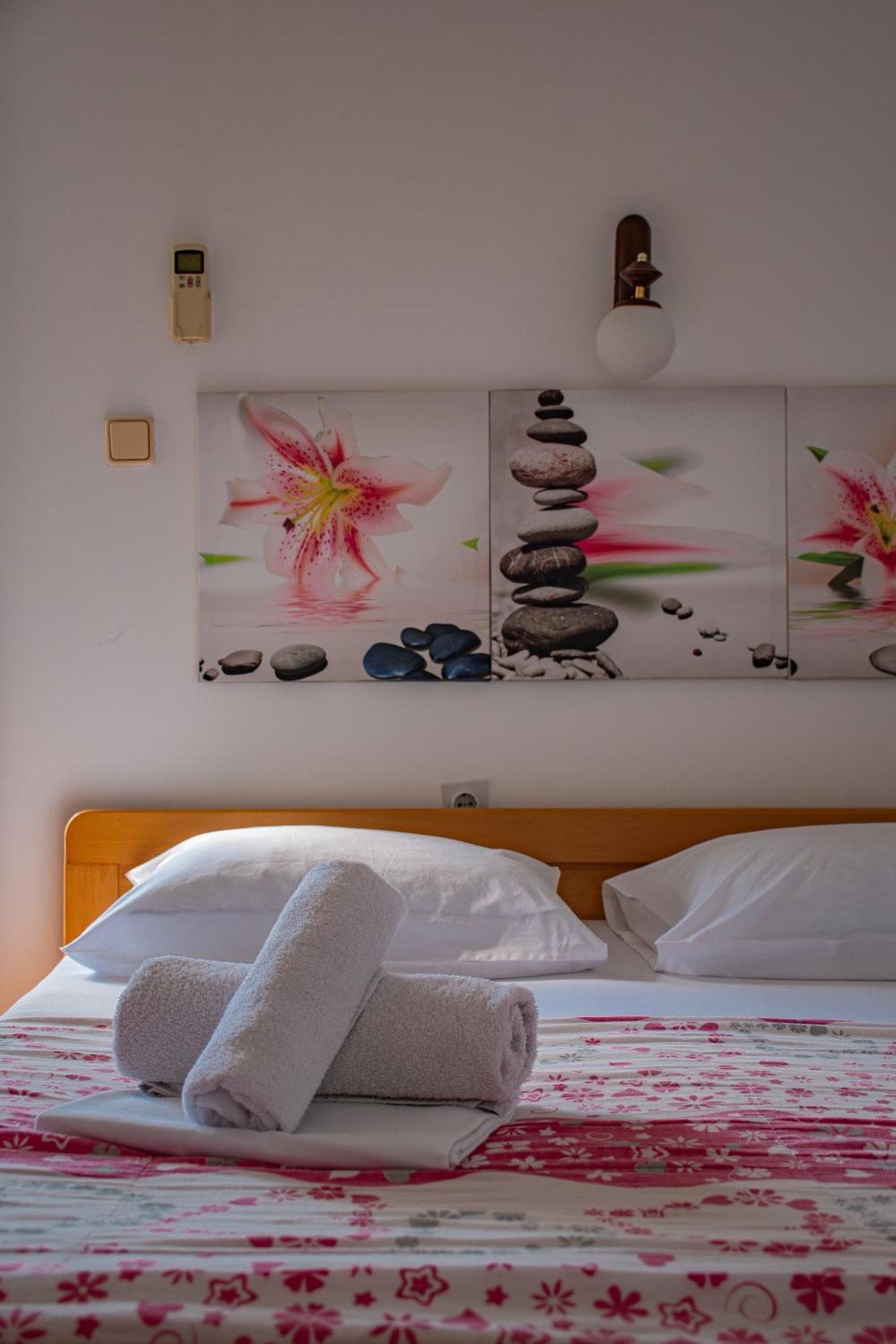 Villa Vojnic Budva Extérieur photo